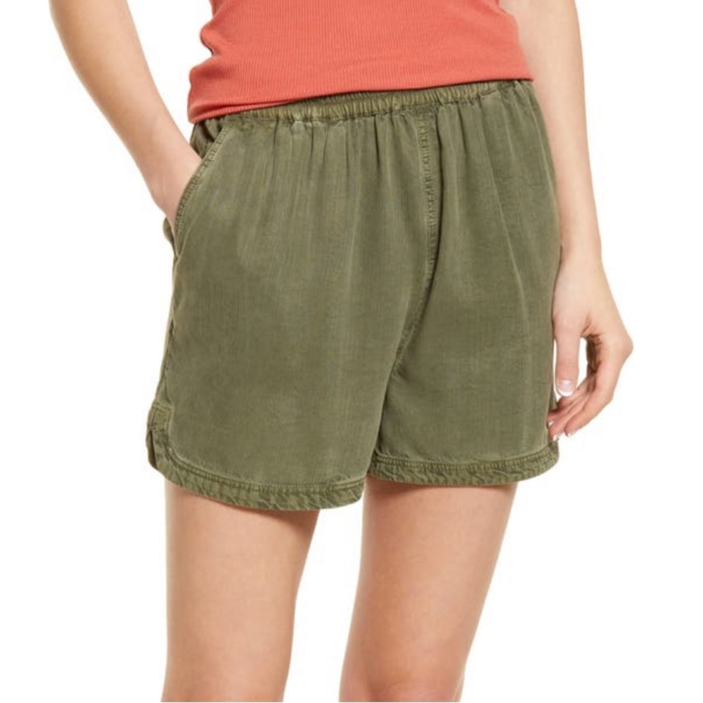 NWT Nordstrom Tencel Pigment Washed Soft Shorts - Olive